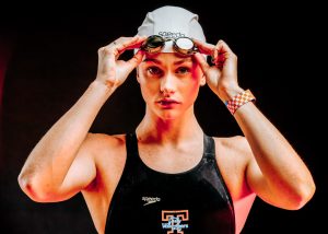 how do you get a swimming scholarship